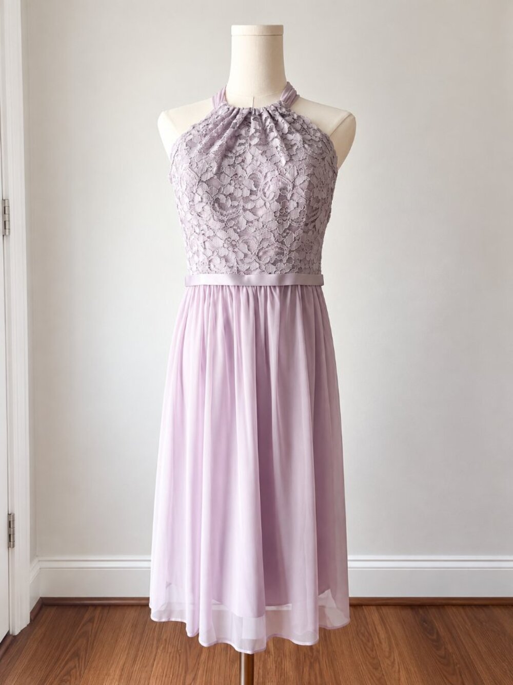 David’s Bridal Lavender Lace Halter Dress Lilac Chiffon Ribbon Waist Romantic